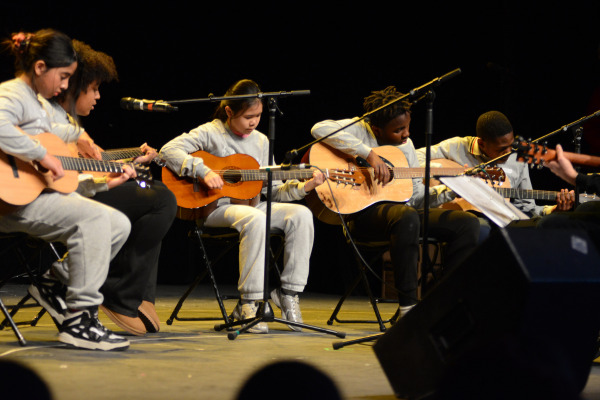 Groupe de guitaristes